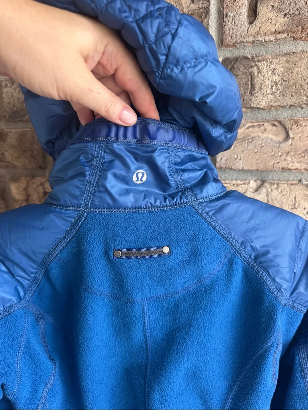 Lululemon Bundle Up Jacket Blue Quilted Fleece Hooded Running Jacket Size 4